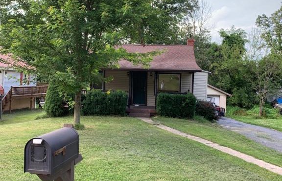 Stay On State - 15 Min to Harrisburg, 30 Min to Carlisle 2BR tastefully decorated