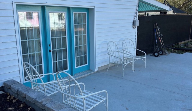 Stay & Play: Games, swimming Pool, FirePit, Beach & Boardwalk! Pet friendly
