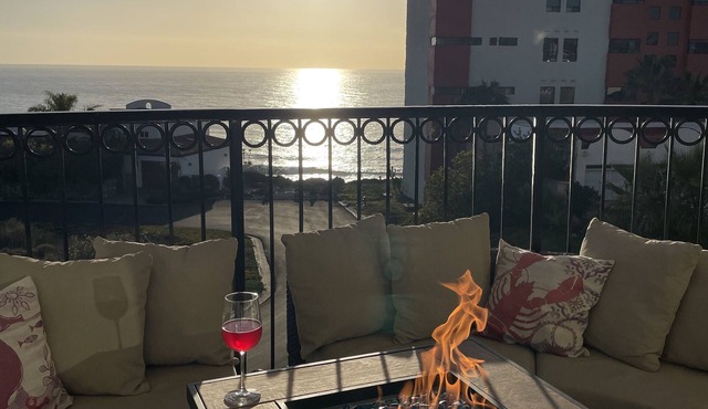 Stay. Play. Wine. Dine. In luxury oceanview paradise!