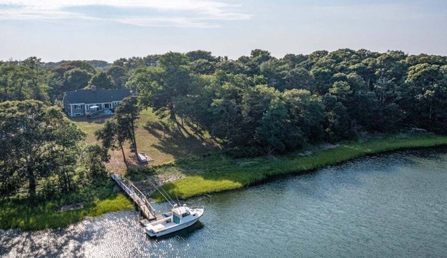 Stay Salty: 560-C Waterfront Renovated Home with Pool and Dock