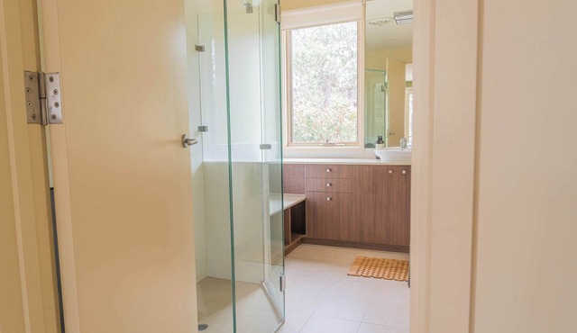 Stay Salty I 15min Walk to Beach and Surf Club