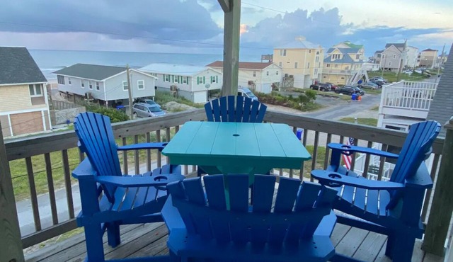 "Stay Salty" 2nd Row Home w/Easy Beach Access