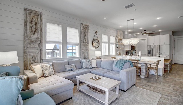 Stay@'Seaside Cabana' w/Coastal Chic Style+Many Amenities@Cinnamon Shore