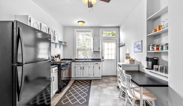 Stay STL/2 Bed House/Parking/Yard/Extended Stay