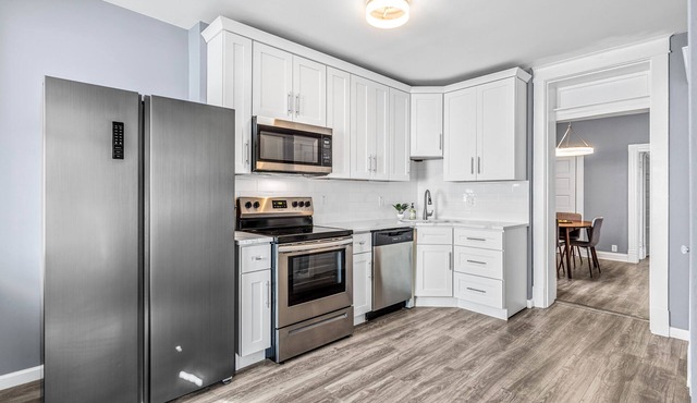 Stay STL*Bungalow House*Parking*Fenced Yard*Pets