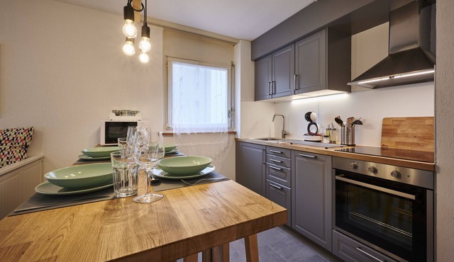 Stay Switzerland Apartments - Mountain View Apartment