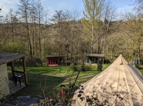 Stay Wild Retreats 'Glamping Pods and Tents'