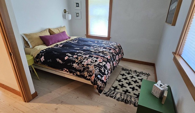 Stay Wildwood - A magical house with a dedicated workspace and library.