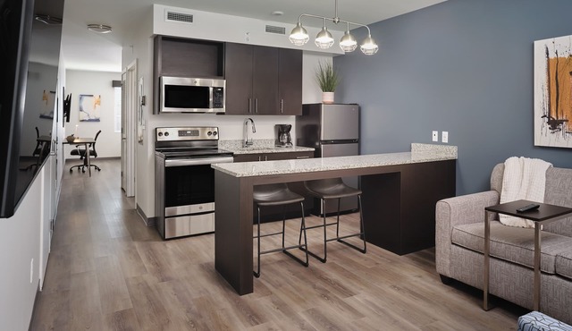 stayAPT Suites Dothan