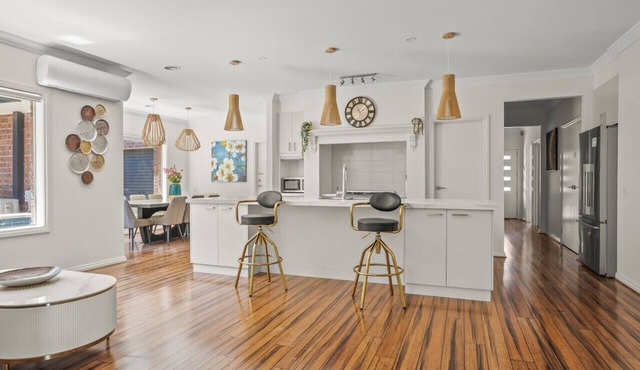 StayAU 4BRM Modern Urban Holiday Home