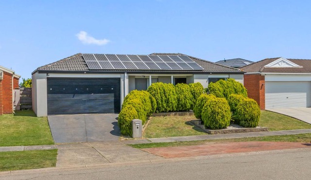 StayAU Cozy Family Home 4BR Berwick