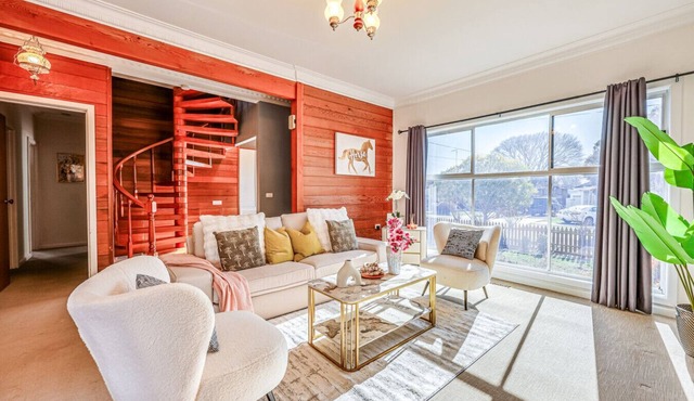 StayAU Private Two-Storey 6 Beds House Wendouree