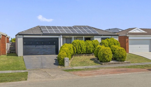 StayAU Stunning 4BRHouse Berwick