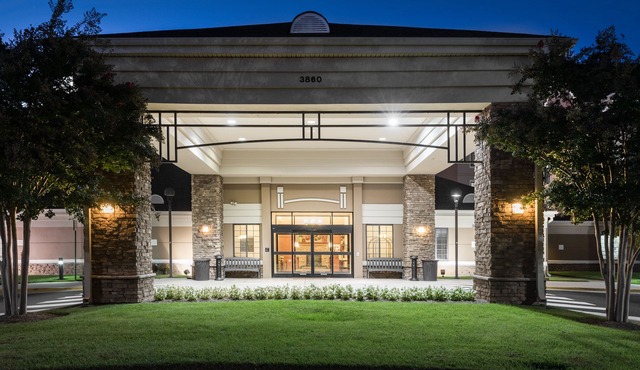Staybridge Suites Chantilly - Dulles Airport by IHG