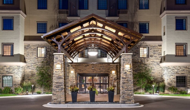 Staybridge Suites Eau Claire - Altoona by IHG