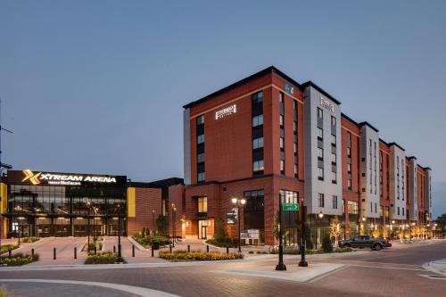 Staybridge Suites - Iowa City - Coralville by IHG