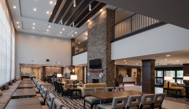 Staybridge Suites Phoenix - Biltmore Area by IHG