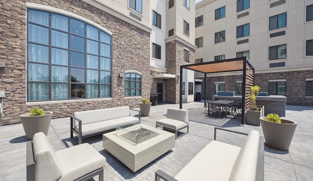 Staybridge Suites Sacramento - Woodland by IHG