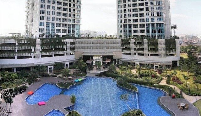 Staycation Jakarta Kensington Royal