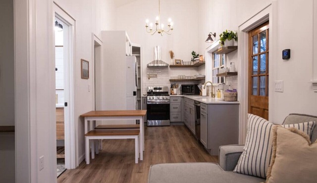 Staycation TV Featured "Cozy Cottage" in Downtown Norcross with Chef's Kitchen