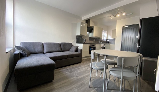 StayCrewe Apartments