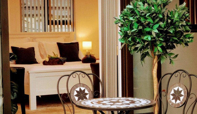 StayGeraldine Hot tub at Pukeko Cottage