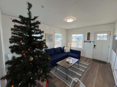 #StayInMyDistrict Bluebird Cottage Coos Bay