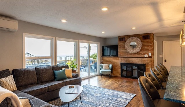 #StayinMyDistrict Garibaldi Bay Views