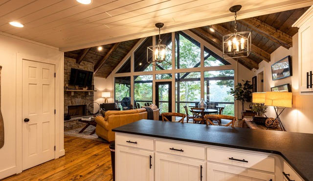 stayNantahala - Smoky Mountain Cabins