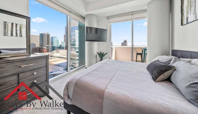 StaysByWalker 3BR Lux Uptown | Spa/Gym/KingBed