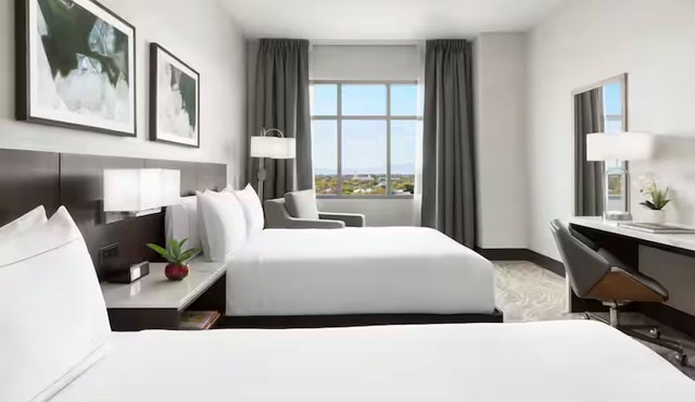 Std 2 Queens, DoubleTree Tucson Downtown, Prime Location in Downtown, 2 Units
