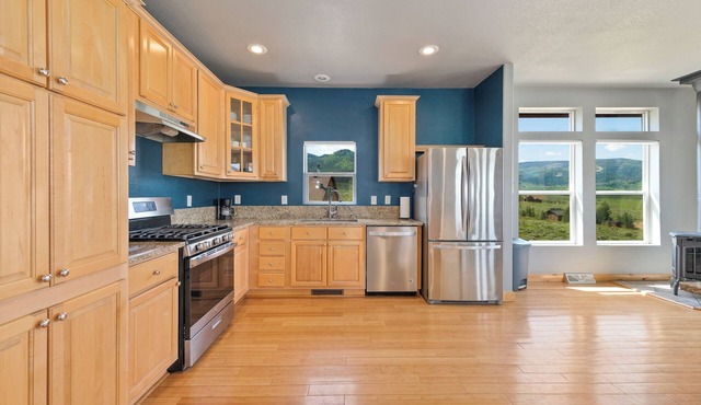 Steamboat Dream Vacation- South Valley Escape