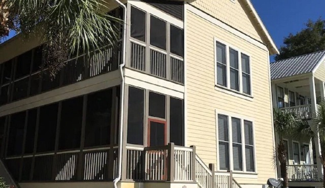 Steinhatchee Landing Resort-Wickershack #44-Riverview-THIRD NIGHT FREE
