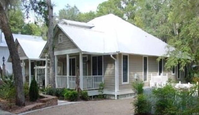 Steinhatchee Landing Resort - Jasmine B Cottage 29