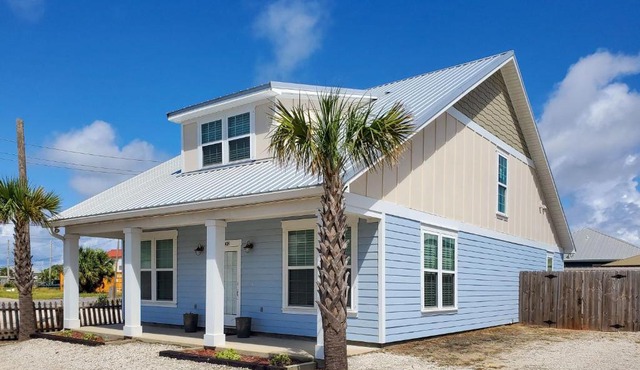 Stella by the Sea by BlueSwell