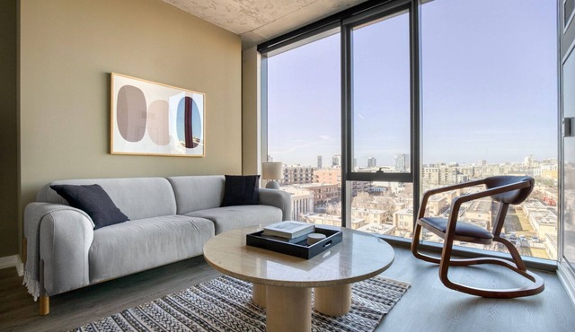 Stellar River North 1BR w/ Gym & Pool, close to Riverwalk, by Blueground