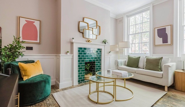 Stellar Wapping 2BR, 2 min from Shadwell Station, by Blueground