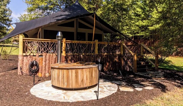 STELLENBOSCH, a Unique Luxury Cabin Experience, at Karoo Smith Mountain Lake