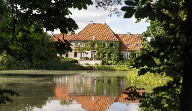 Stemming country idyll