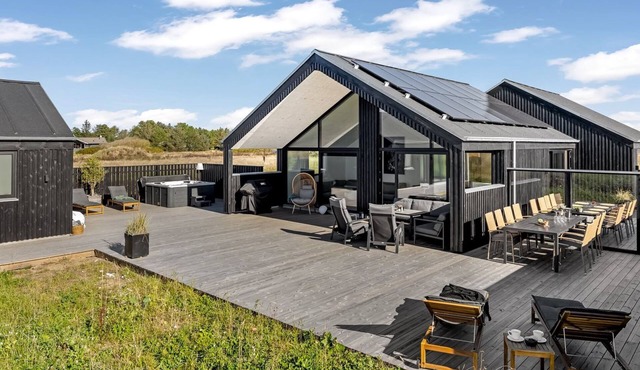 "Stenkil" - 1.2km from the sea by Interhome