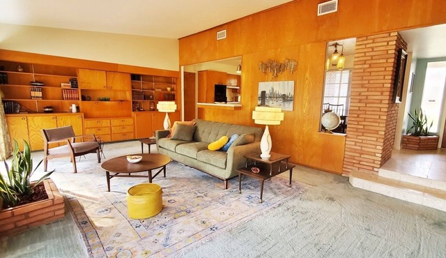 Step back in time! Grandma's MCM House is Super Cool!