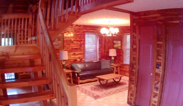 Step back in time in the Tennessee hills at the Starlite Retreat Cabin