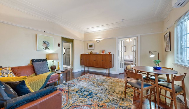 Step Back into Style ~ 2Bed/1Bath/1Car ~ New Farm