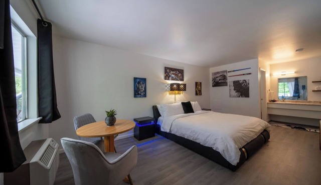 Step into our Galaxy King Suite Room at GloryDayz!