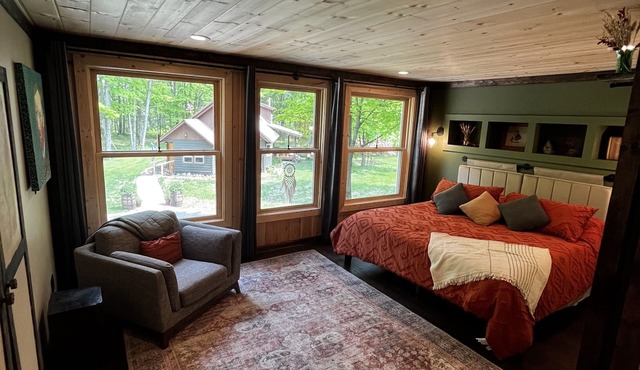 Step into Pure Michigan- Snowy 60 Acres- 15 min from Boyne Mountain 🎿⛷️