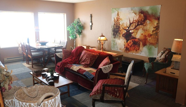 “Step into Timeless Charm: Discover the Vintage Sanctuary of Toledo, Oregon"