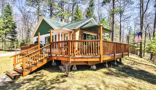 Stepaway Vacation Rentals-Uncle Bill's Lake House