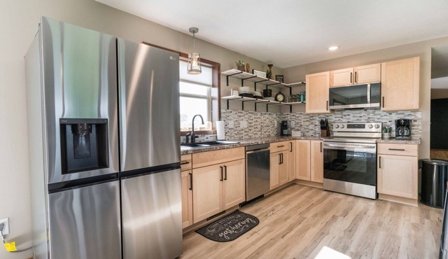 Steps away from golf course + Close to beach