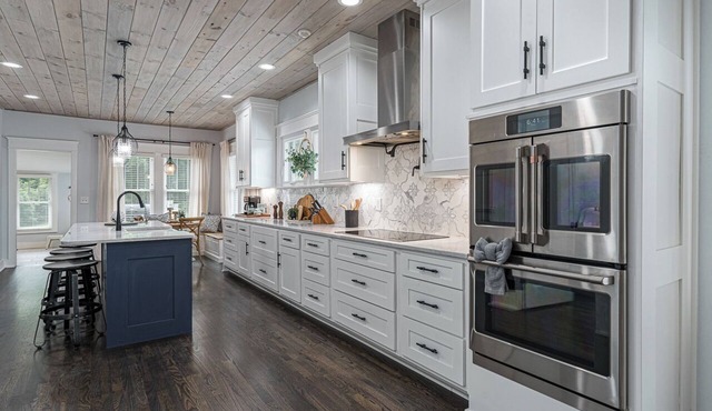 Steps away from historic Downtown Murphy!