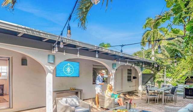 Steps from Beach/Quaint Cottage/Hot Tub/Surf Key/H0MES